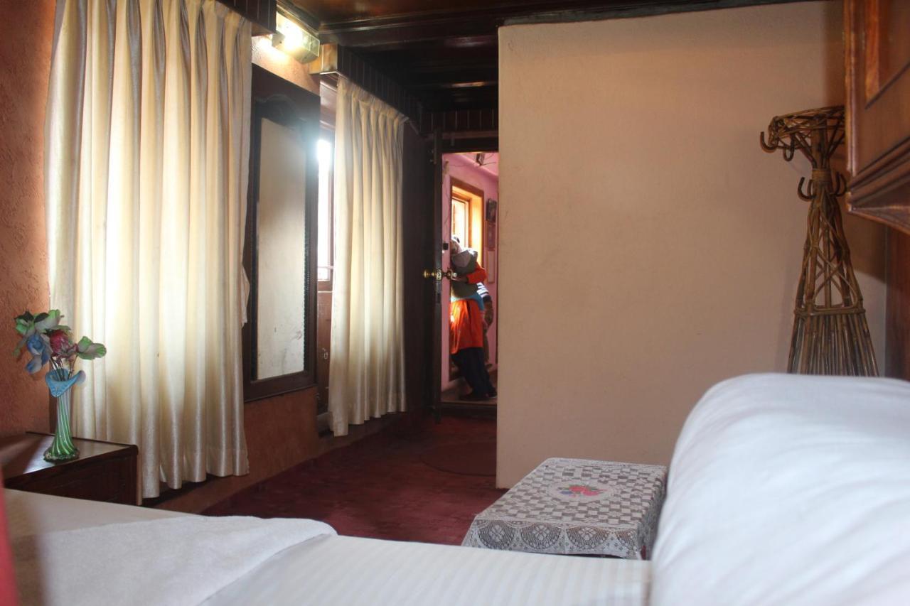 Moonlight Guest House Bhatgoan エクステリア 写真